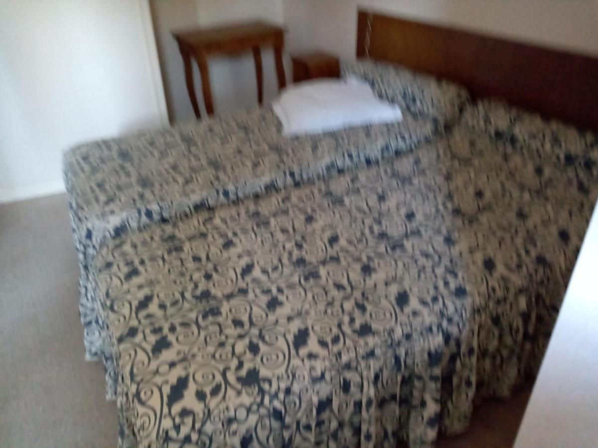 Chambres D'Hotes Des Voyageurs Magnac-Bourg Eksteriør billede